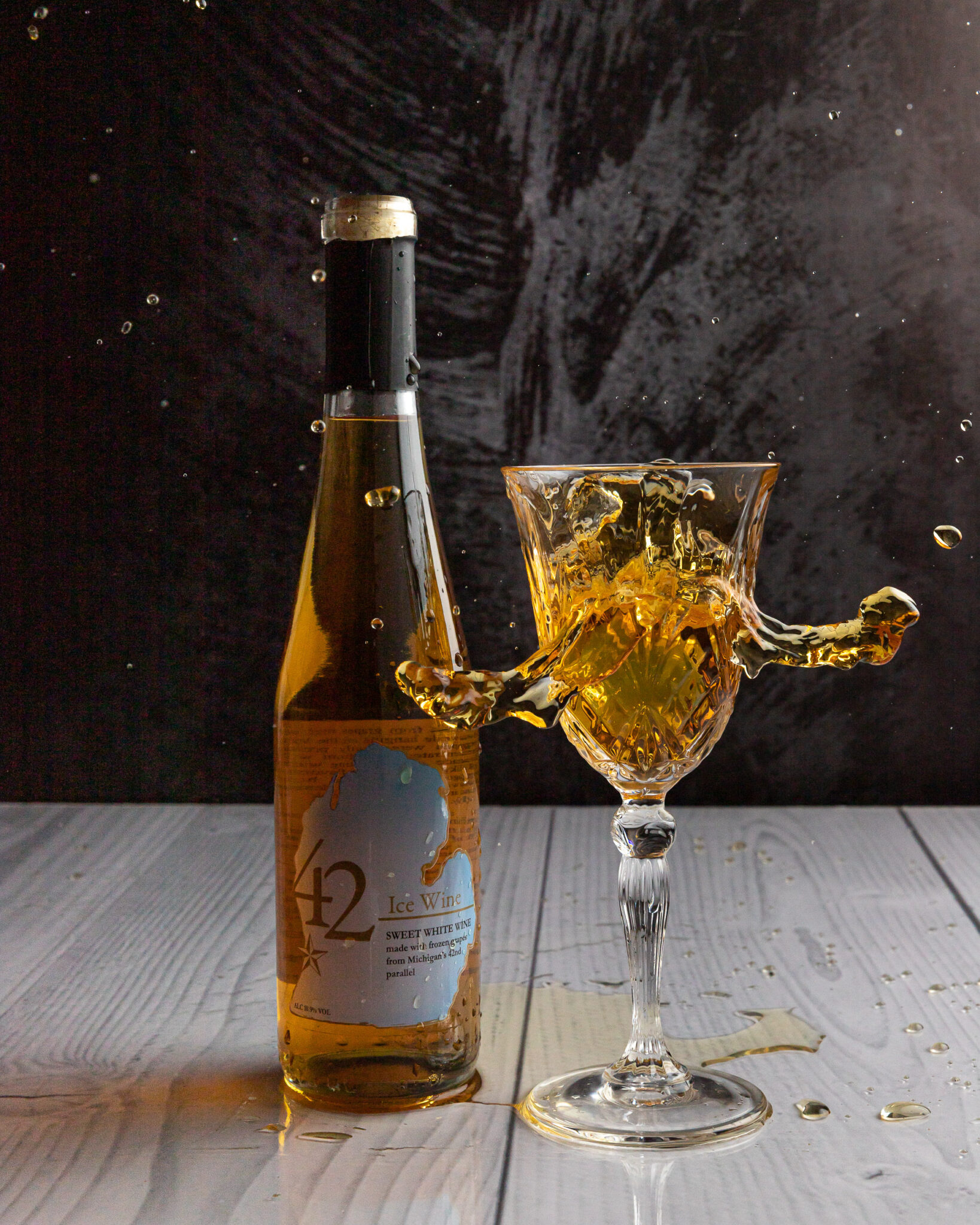 wine splash fotografia comercial creativa de producto diana lissett