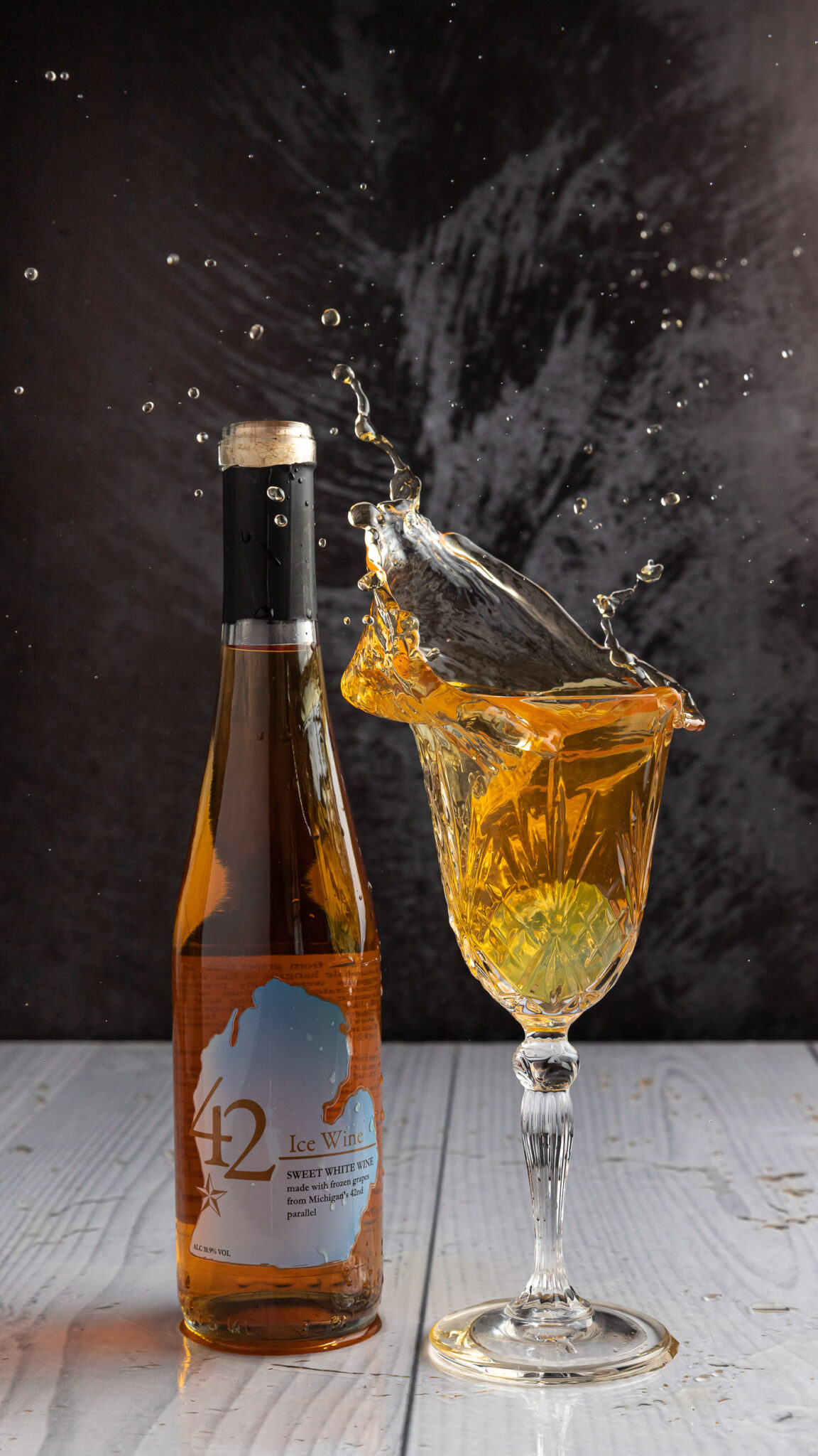 wine splash fotografia comercial creativa de producto diana lissett