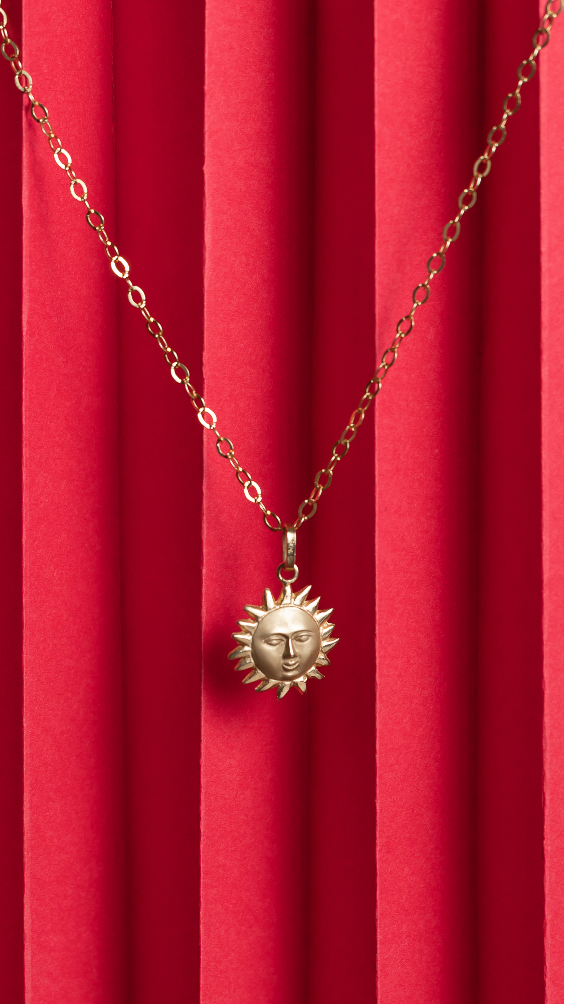 dije sol oro joyeria fotografia creativa de producto diana lissett