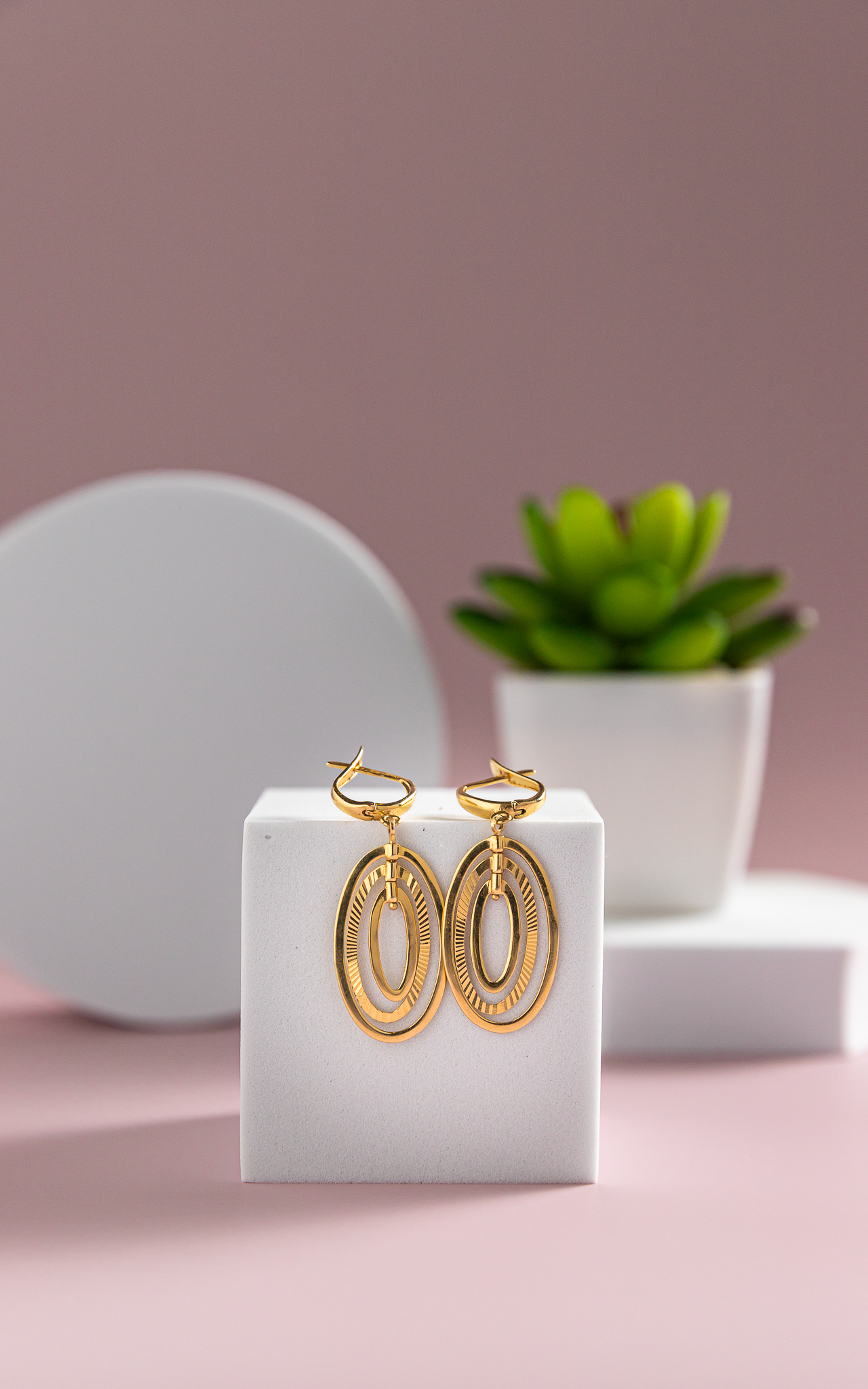 aretes oro joyeria fotografia creativa de producto diana lissett